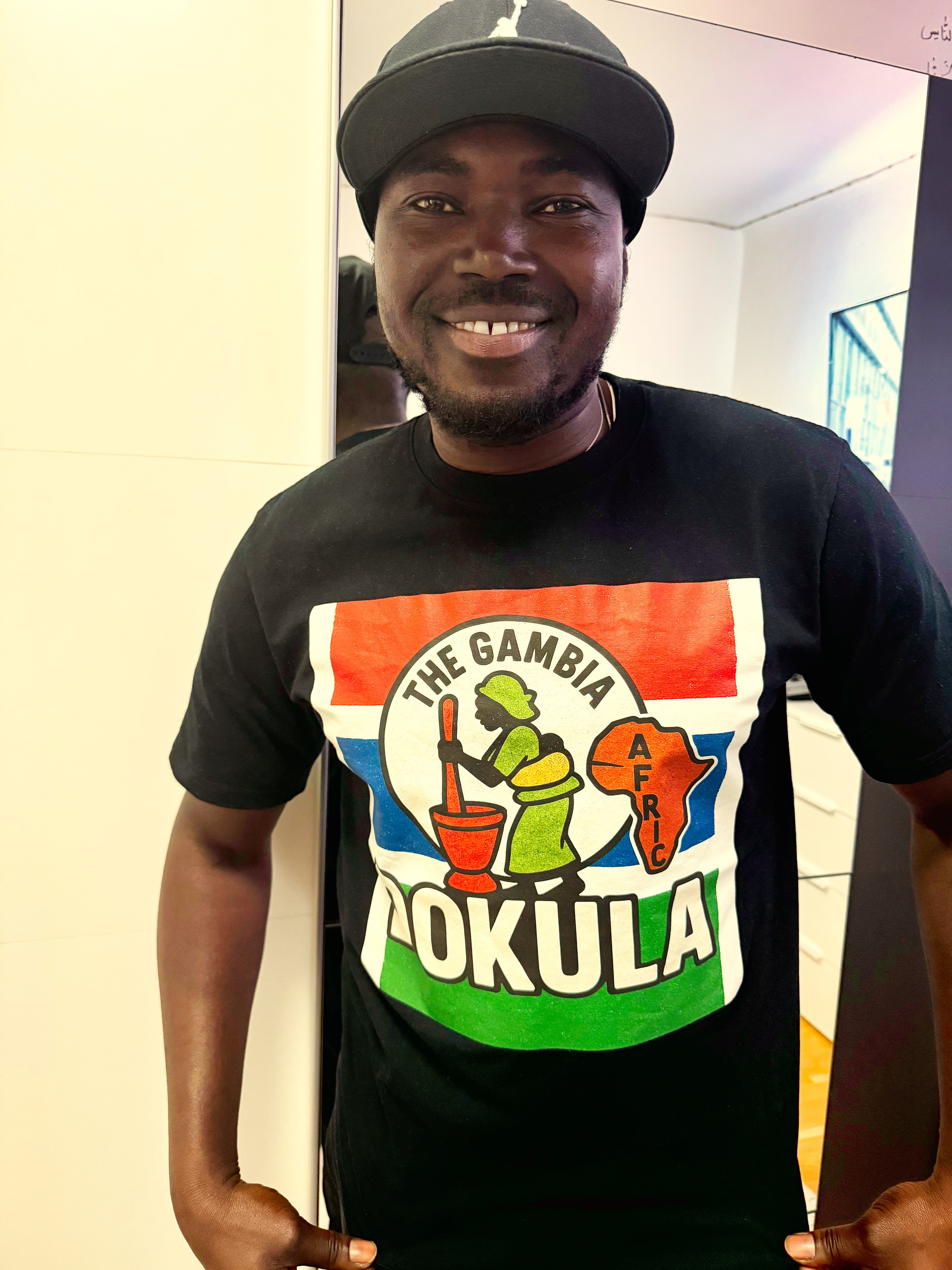 DOKULA (Hard worker) – The Gambia Africa Graphic T-Shirt